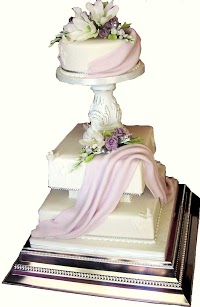 Centrepiece Cake Designs 1068920 Image 0